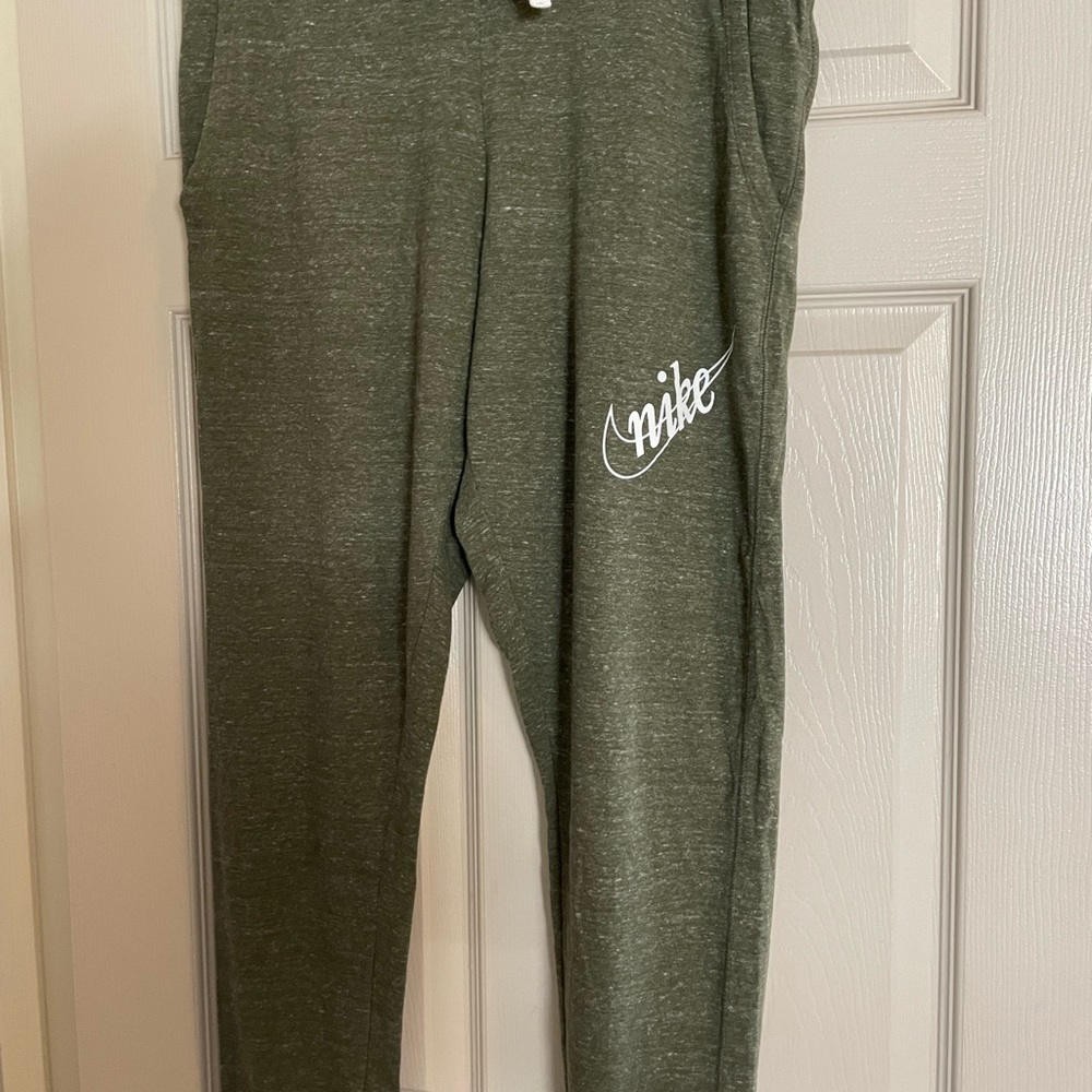 Nike Joggers -ladies